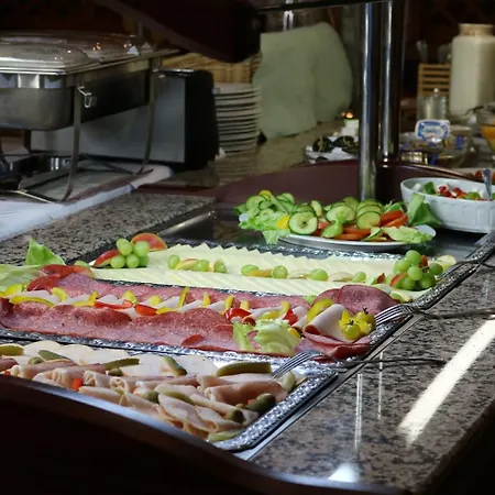 Zur Rebe Hotel
